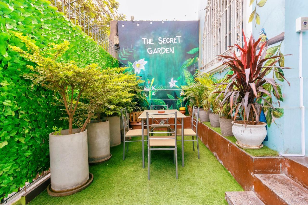 Hostel The Secret Garden